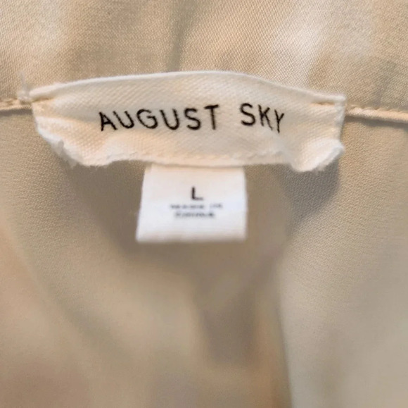 NWOT || AUGUST SKY || satin tie shirt/jacket - Picture 8 of 8